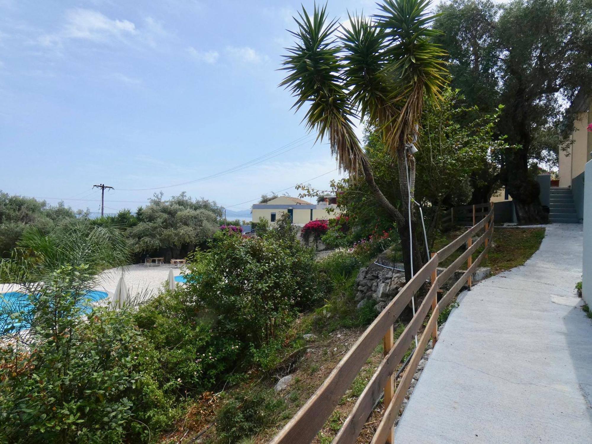 Hotel apartamentowy Barbati Beach Apartments *