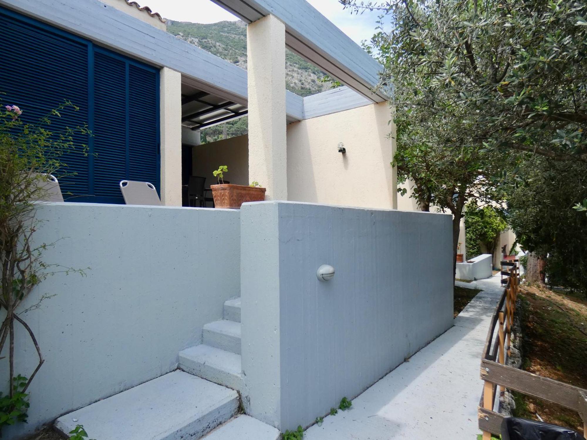 Hotel apartamentowy Barbati Beach Apartments *