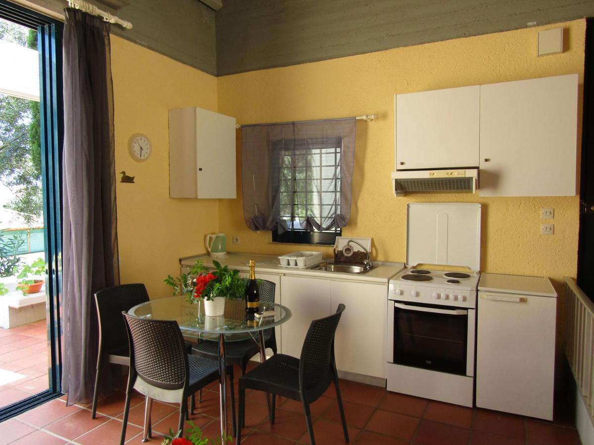 Aparthotel Barbati Beach Apartments