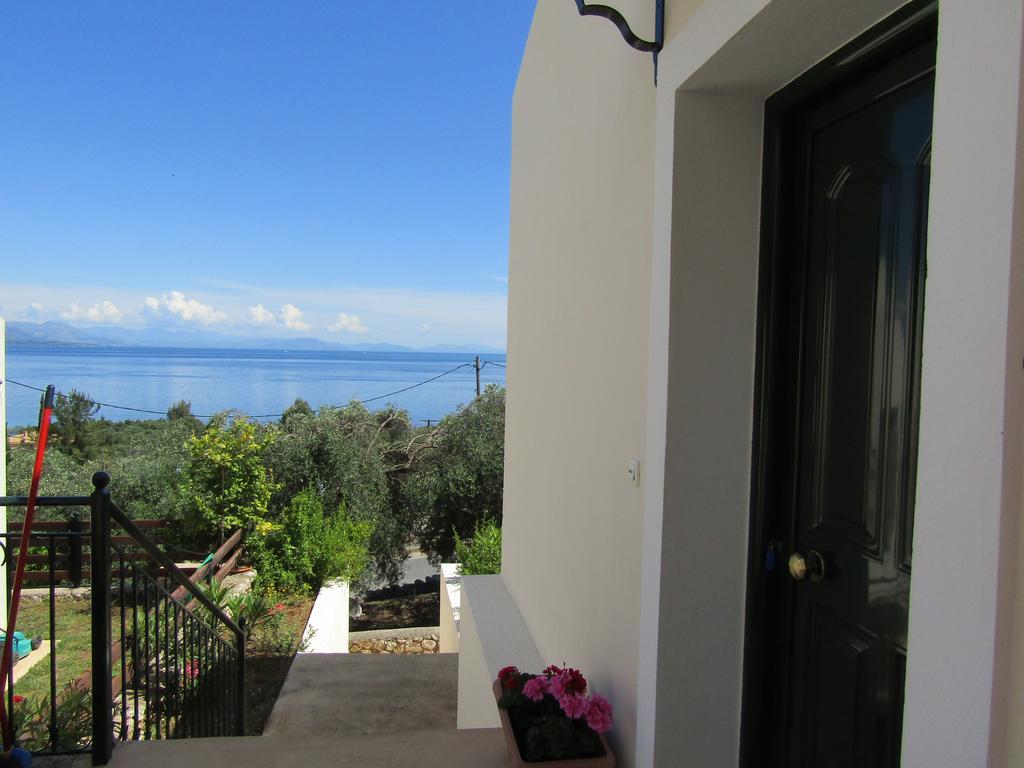 Aparthotel Barbati Beach Apartments *