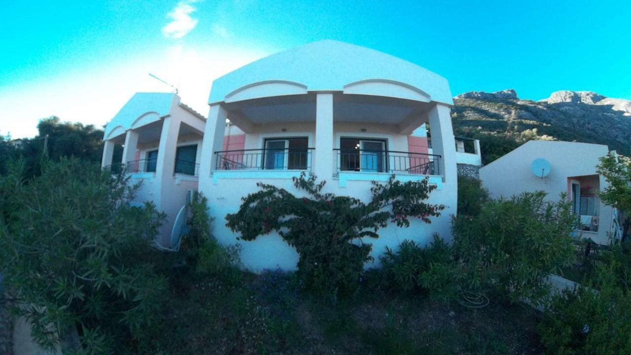 Barbati Beach Apartments Aparthotel